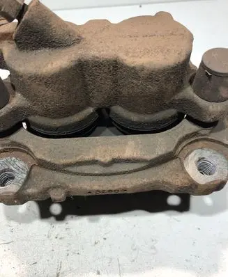 Volvo XC60 Front brake caliper