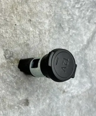Peugeot 3008 II Rear glass lock/latch X240 8227E3