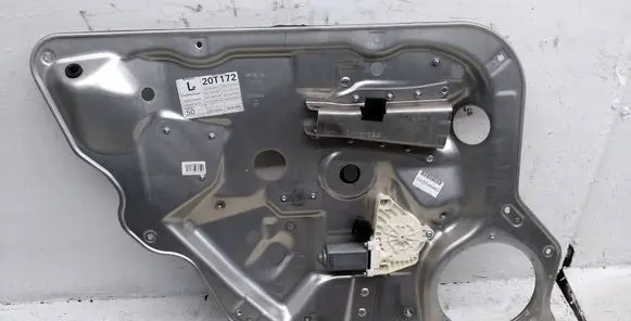 Rear door window regulator with motor
