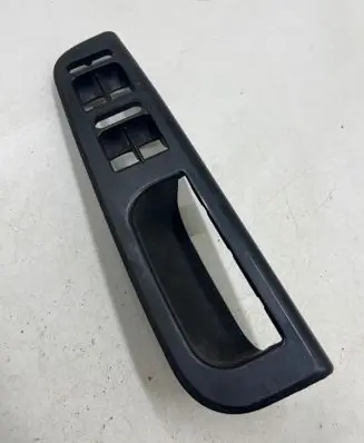 Volkswagen PASSAT B5 Front door window switch trim 3B1867171E