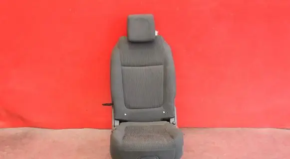 Peugeot 5008 Second row seats 