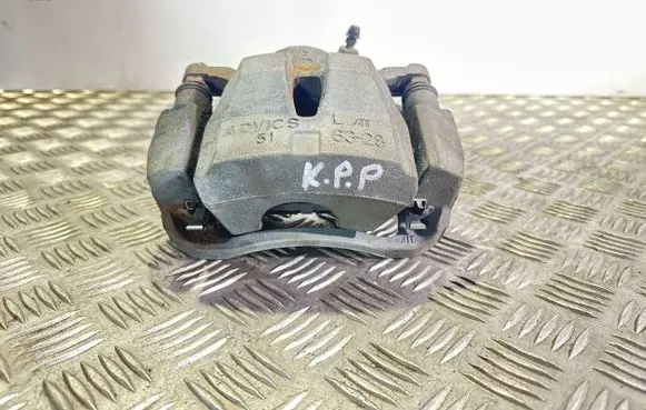 Toyota Auris E180 Front brake caliper