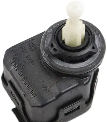 Volkswagen PASSAT B5.5 Headlight level adjustment motor 1J0941295C
