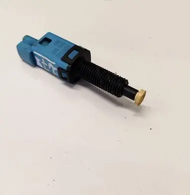 Volkswagen Golf III Brake pedal sensor switch 1H0907343