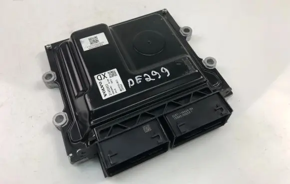 Volvo V60 Engine control unit/module ECU 31452623