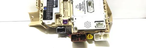 Suzuki SX4 Fuse module 3677079J01