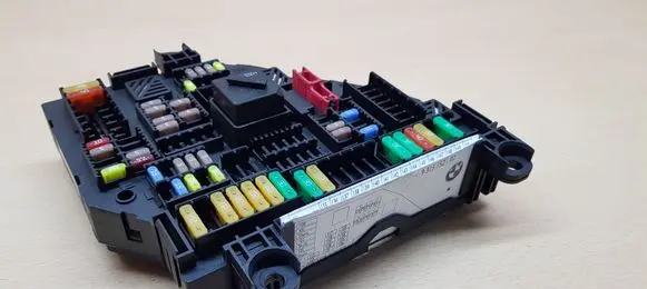 BMW X4 F26 Fuse module 9315152