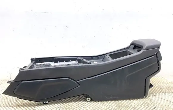 Audi Q7 4M Center console 4M0863243