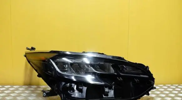 Toyota Sienna XL40 IV Headlight/headlamp TOYOTA-SIENNA 2690