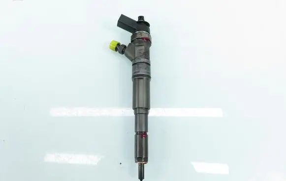 BMW X3 E83 Fuel injector 7789661 0445110131