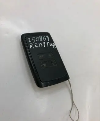 Renault Captur II Ignition key/card 