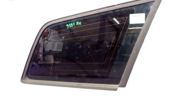 Audi A4 S4 B6 8E 8H Rear side window