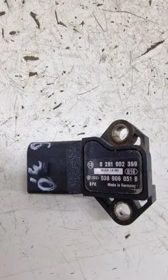 Audi A6 S6 C6 4F Air pressure sensor 03890605B