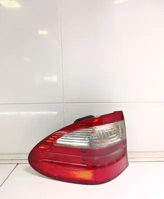 Mercedes-Benz E W211 Rear/tail lights A2118200711