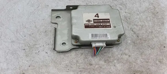 Nissan X-Trail T30 Transfer box differential control unit 41650EQ070 A68000U06 4707