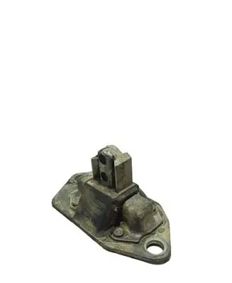 Volvo V70 Engine mounting bracket