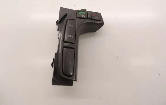 Volvo S80 Steering wheel buttons/switches 9199915 D178
