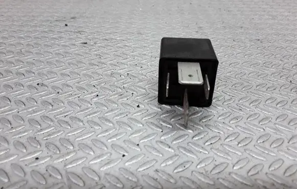 Volvo S70 V70 V70 XC Other relay 9441158