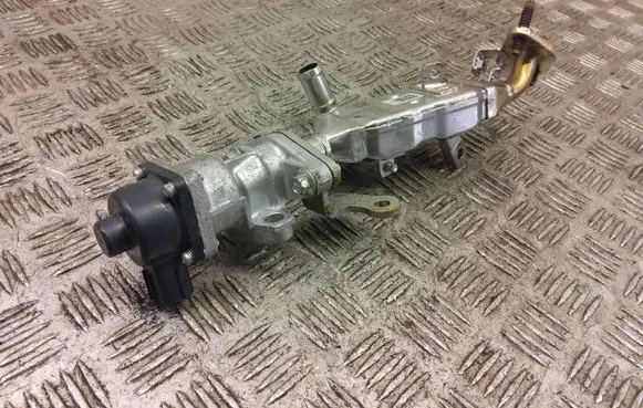 Nissan Juke II F16 EGR valve cooler 147356pd0a