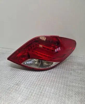 Peugeot 207 Rear/tail lights 9686565980 VP9PFX13404A