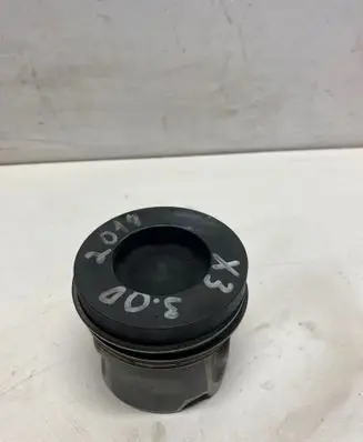 BMW X3 G01 Piston 033