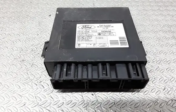 Ford Focus Comfort/convenience module 98AG15K600DB 5WK47230B