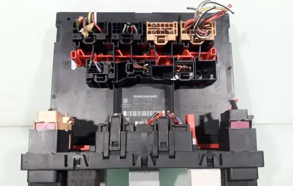 Volkswagen PASSAT B6 Comfort/convenience module 3C0937049H