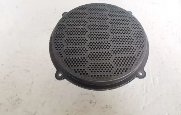 Dodge Challenger Subwoofer speaker 05064983AB
