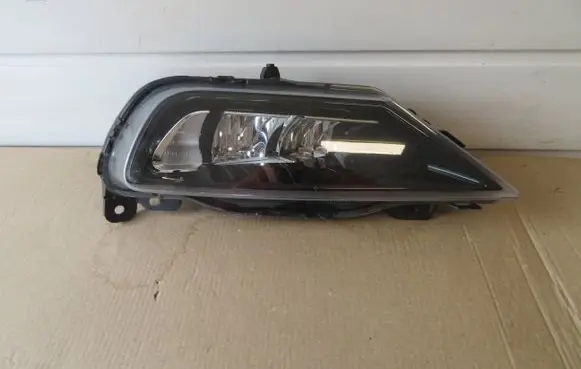 Volvo XC60 Front fog light 31434666