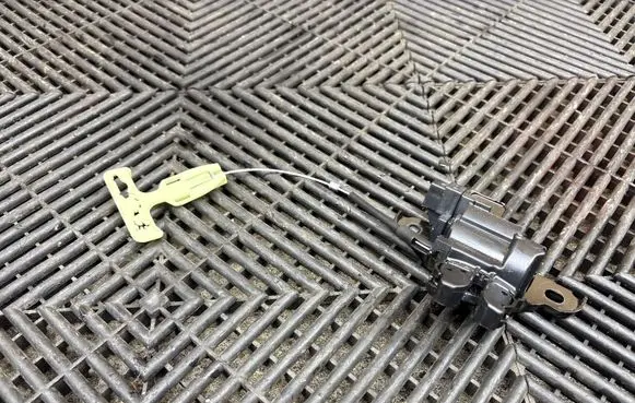 Ford Mustang VI Tailgate/trunk/boot lock/catch/latch FR375443200A