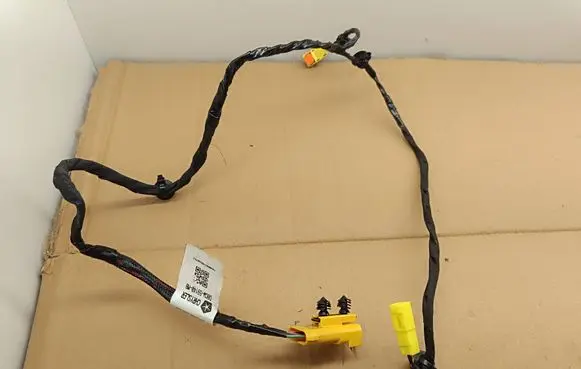 Jeep Grand Cherokee Seat wiring loom D0CW59140M8 T040H8190560762
