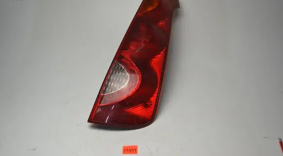 Nissan Note (E11) Rear/tail lights 771700