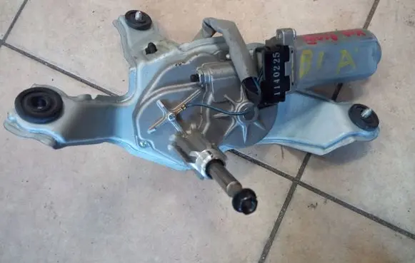 KIA Rio Rear window wiper motor 987001W000