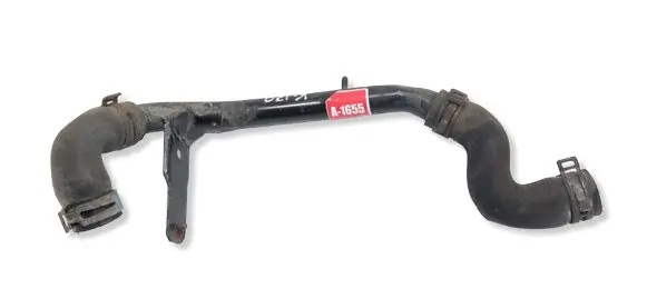 Volkswagen PASSAT B7 Engine coolant pipe/hose 03L122157R
