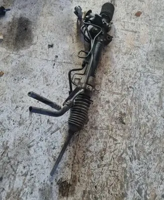 Mazda 323 F Steering rack 8710855