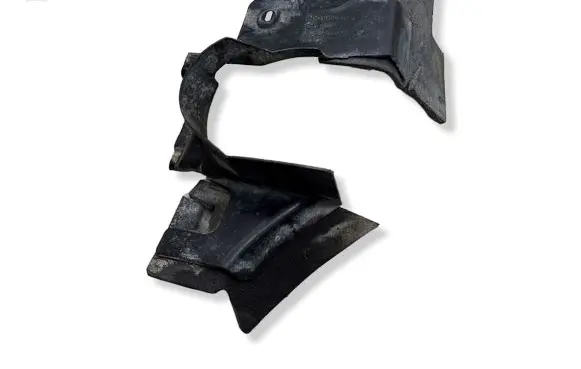Volkswagen PASSAT B5.5 Front underbody cover/under tray 8D0863187B