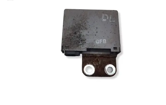 Nissan X-Trail T32 Aerial antenna amplifier 