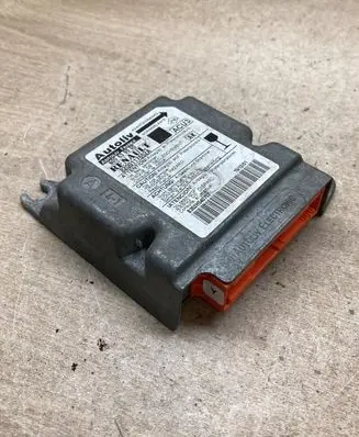 Renault Scenic I Airbag control unit/module 8200117652A 600639500