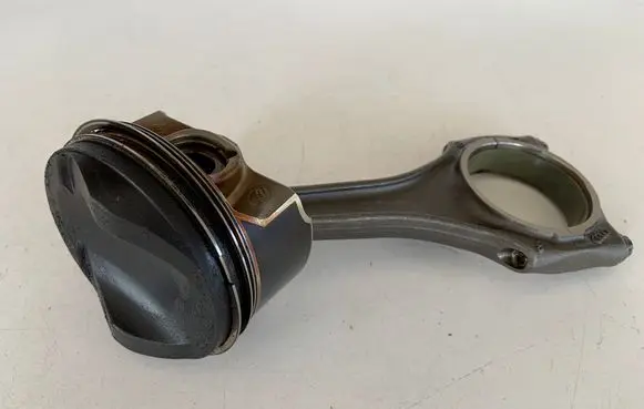 Audi Q7 4M Piston with connecting rod 06E198401J 06E107065EE 06E107066EE