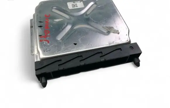 Volvo V70 Engine control unit/module ECU 30684877A