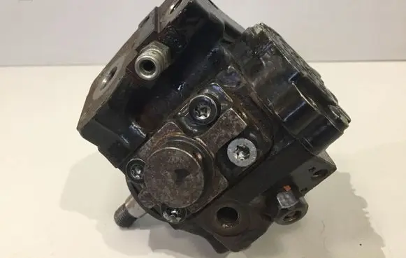 Audi A6 S6 C6 4F Fuel injection high pressure pump 0445010171 059130755S 00138