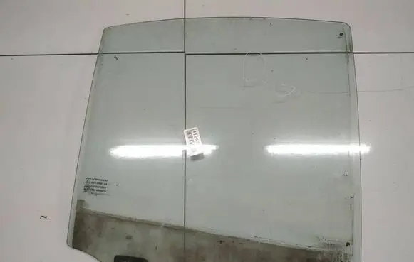 Nissan Micra Rear door window glass as2