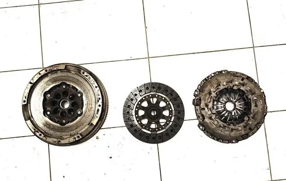 Mini Clubman F54 Clutch set kit 8698749