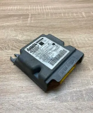 Renault Megane I Airbag control unit/module 550569000 7700418434D