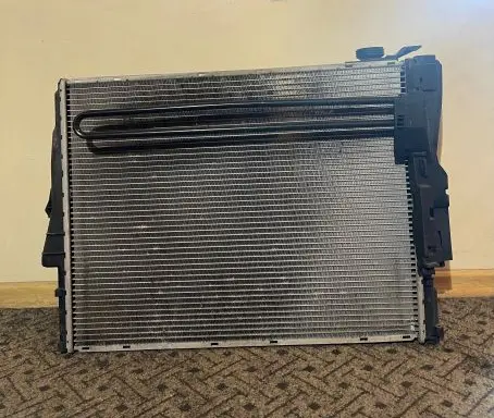 BMW 3 E46 Coolant radiator 1436241 1436413
