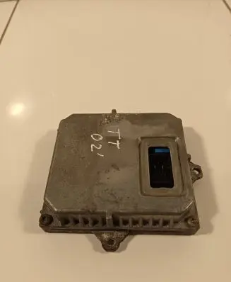 Audi TT Mk1 Xenon control unit/module 1307329066
