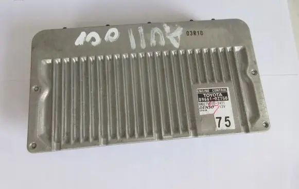 Toyota Auris E180 Engine control unit/module 896610Z750