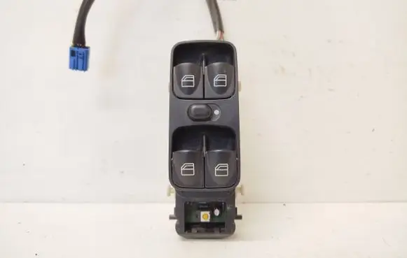 Mercedes-Benz C W203 Electric window control switch A2038200110 501809 280501NQ03