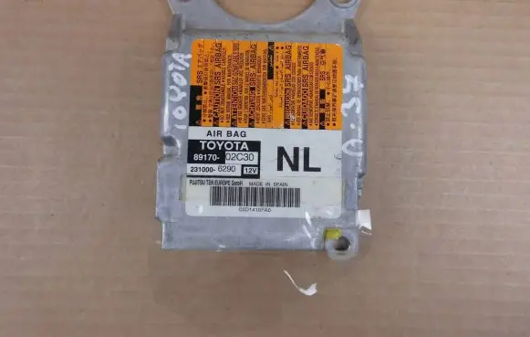 Toyota Auris E180 Airbag control unit/module 8917002C30