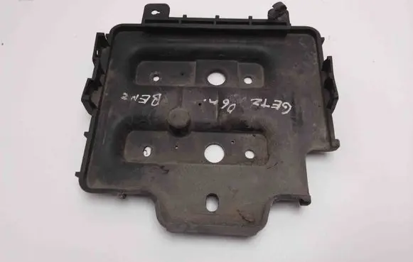 Hyundai Getz Battery box tray 37150IC1000